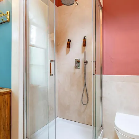 Guesthost - Le Serre Di Galileo Apartman *