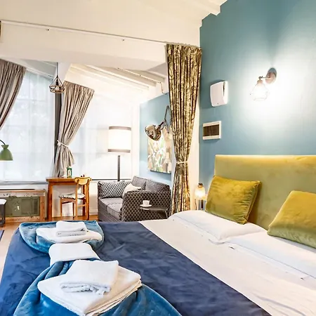 Guesthost - Le Serre Di Galileo Apartment