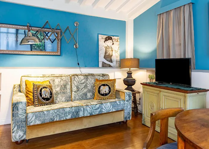 Guesthost - Le Serre Di Galileo