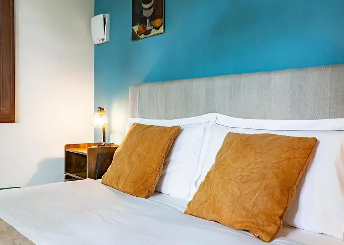 Guesthost - Le Serre Di Galileo